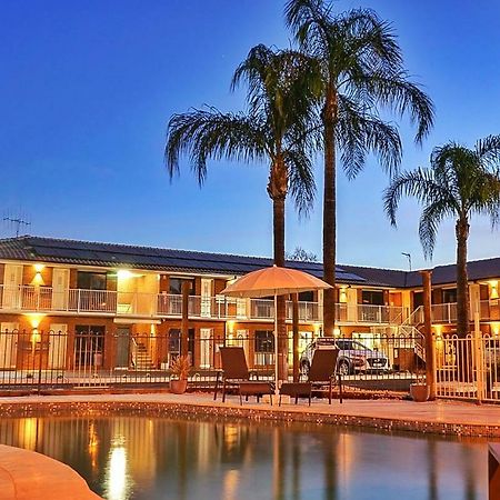 The Palms Dubbo汽车旅馆 外观 照片